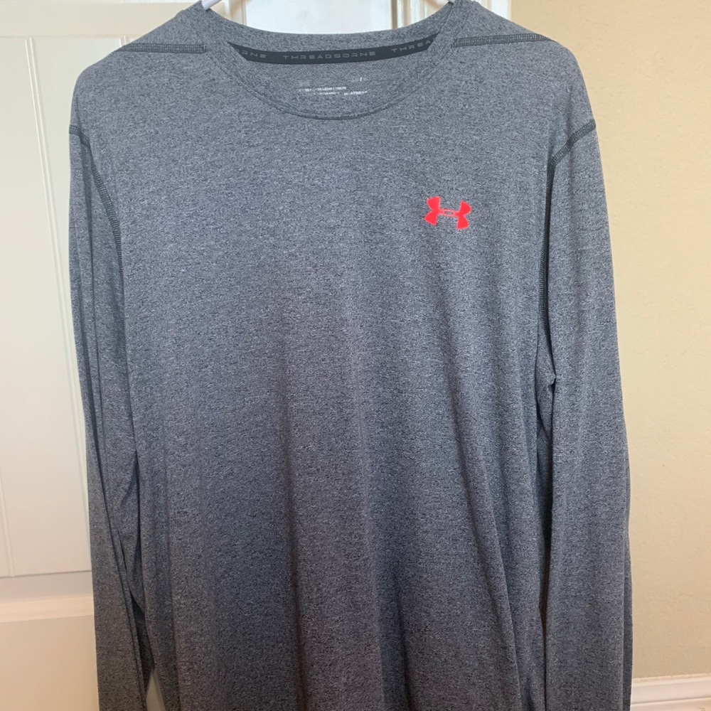 Men’s size LARGE long sleeve under armor shirt